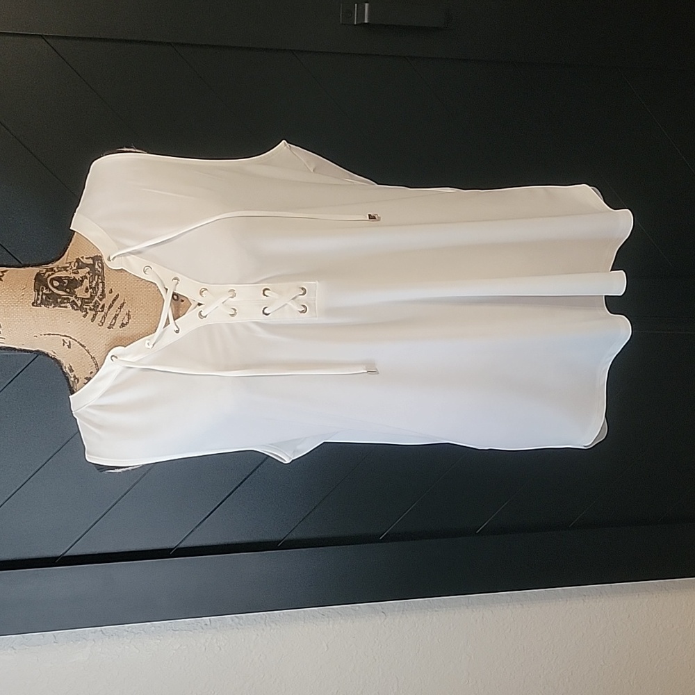 WHBM Lace up tank XL New with tags